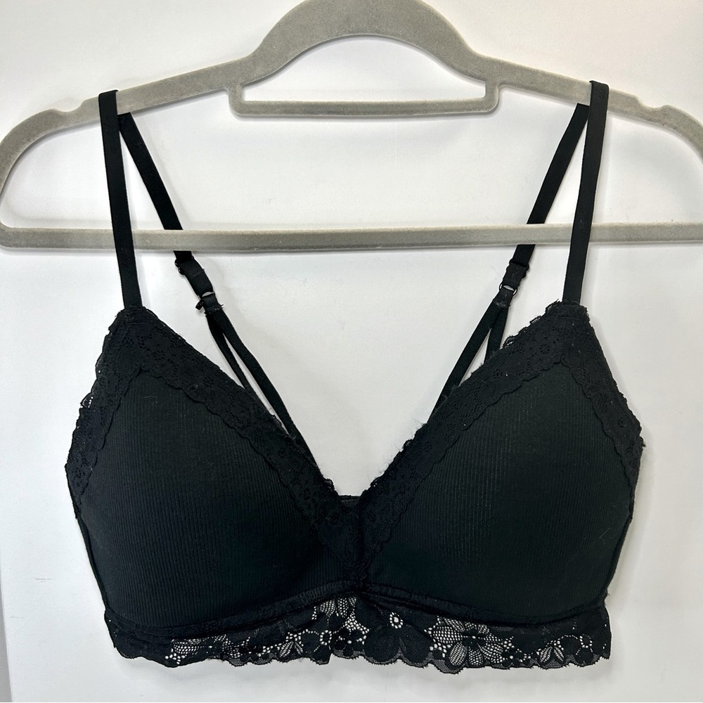 Aerie Black Lace Trim Soft Cup Adjustable Strap Bra 36C